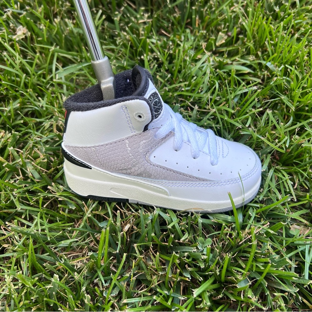 Nike Air Jordan 2 Retro Low Python Cement White Gray Golf Putter Head Cover NEW